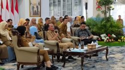 Gubernur Agustiar Kecewa Pengerjaan Cat Jalan Jauh dari Harapan: “Saya Instruksikan Inspektorat Segera Lakukan Pemeriksaan Menyeluruh Terhadap Proyek Pengecatan Jalan” 