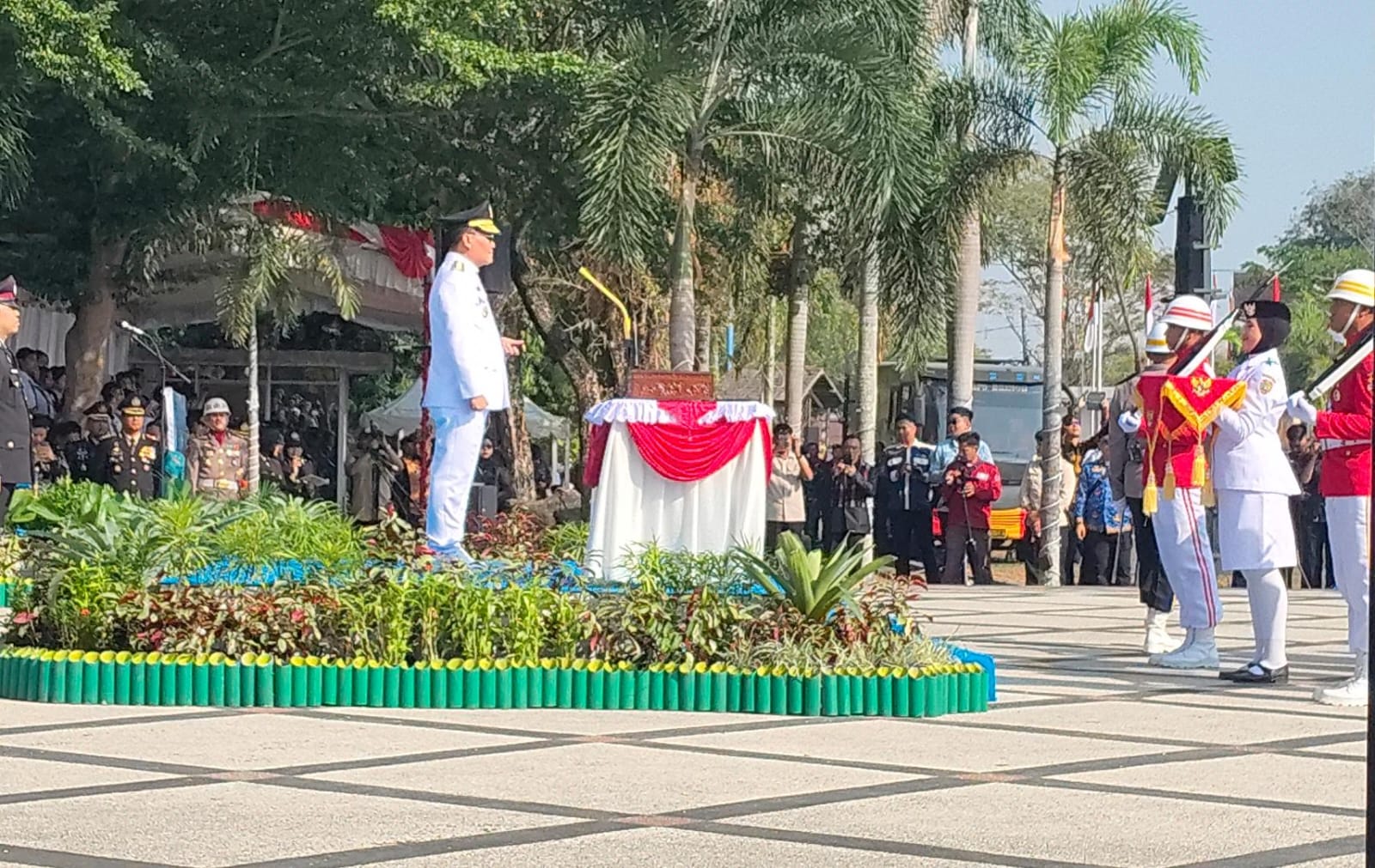 Semarak HUT Ke-81 RI, Gubernur Agustiar Sabran Pimpin Upacara