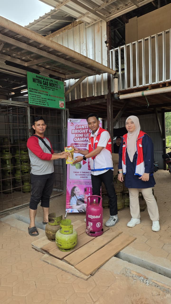 Pertamina Jemput Bola ke Desa Terantang, Ajak Warga Mampu Beralih ke Bright Gas 5,5 kg
